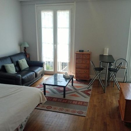 Appartement Perret 105 Rue Victor Hugo, Lumineux, Plein Centre, Parking Prive Arrivee Autonome Tout A Pied Хавър Екстериор снимка